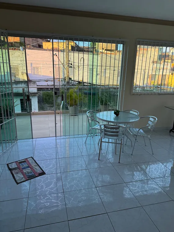 Terraço visto de dentro da casa